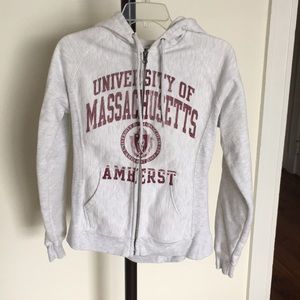 Umass Zip up
